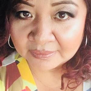 Meet your Posher, Carolina